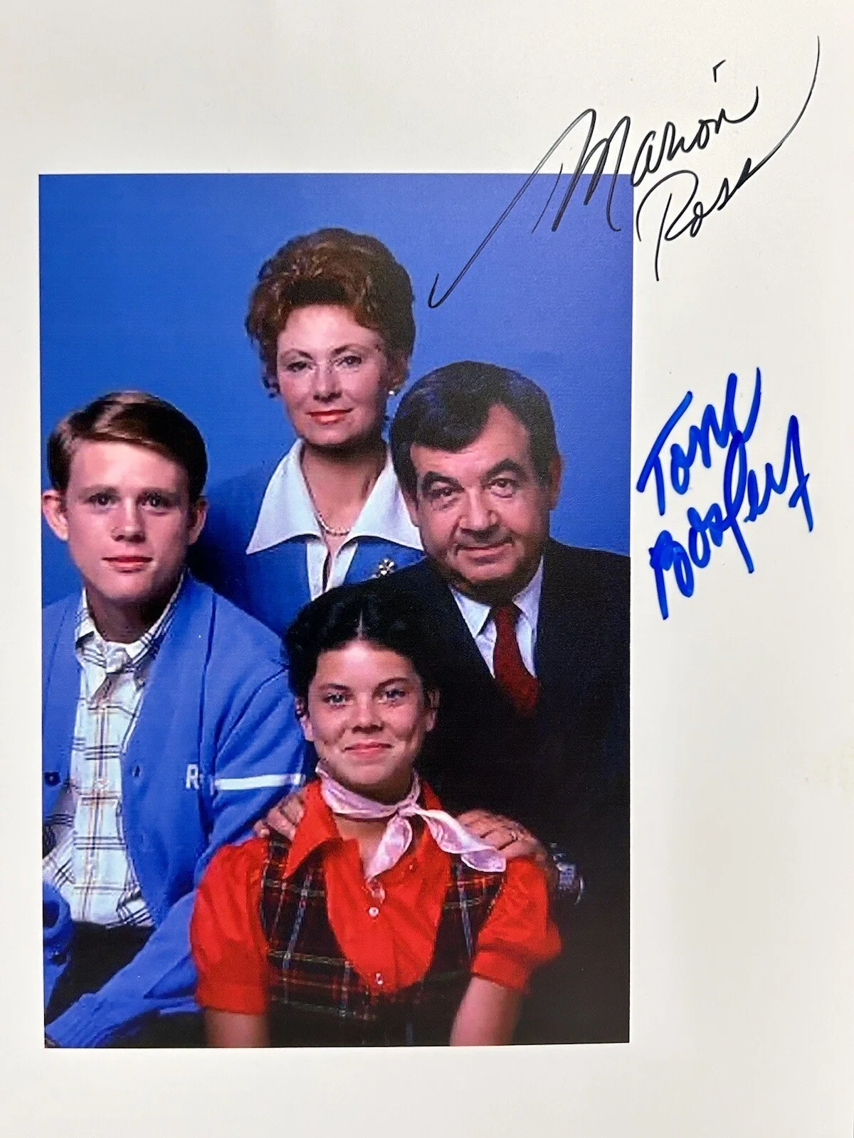 Marion Ross, Tom Bosley — Marion Ross & Tom Bosley in The Happy Days 8x 10” Colored Picture Signed, изображение 2