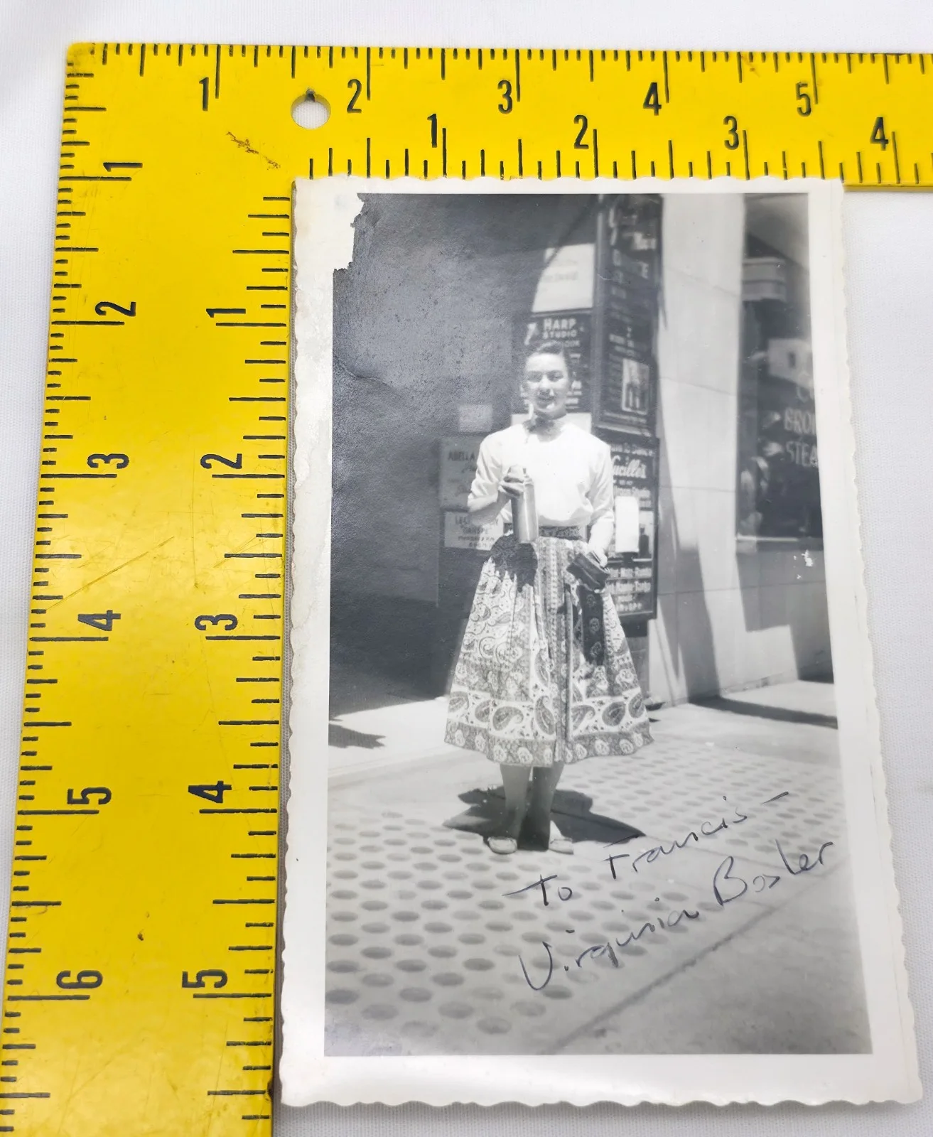 Virginia Bosler — Vintage 1950s B&W Hand Signed Candid Photo Autograph Virginia Bosler #2, изображение 5
