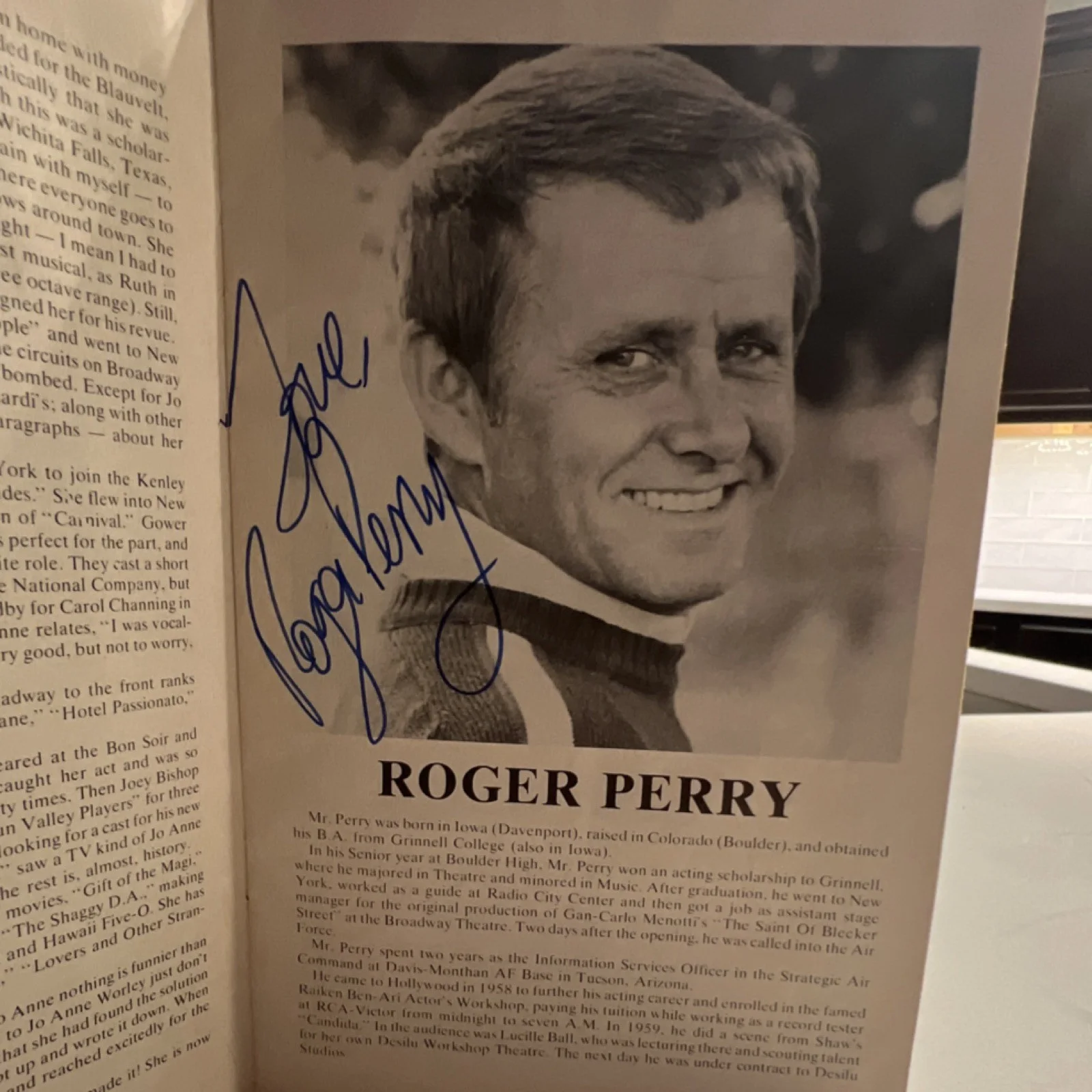 Jo Anne Worley, Roger Perry — Same Time, Next Year Original Signed Booklet Jo Anne Worley Roger Perry Theater, image 3