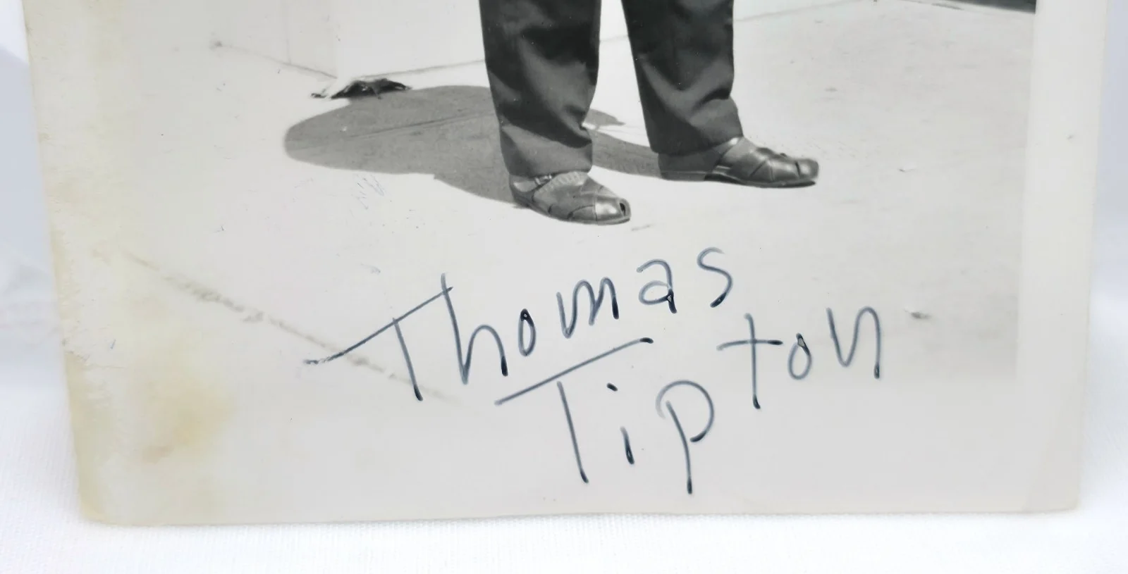Thomas Tipton — Vintage 1950s B&W Hand Signed Candid Photo Autograph Thomas Tipton, изображение 2