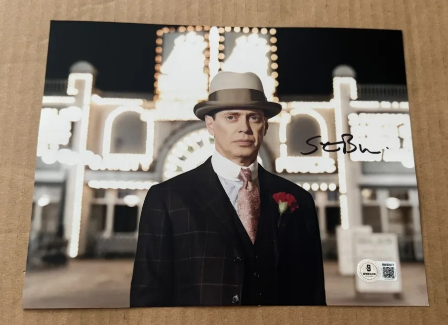 STEVE BUSCEMI — STEVE BUSCEMI SIGNED BOARDWALK EMPIRE 8X10 PHOTO BECKETT BAS HAND SIGNED #2