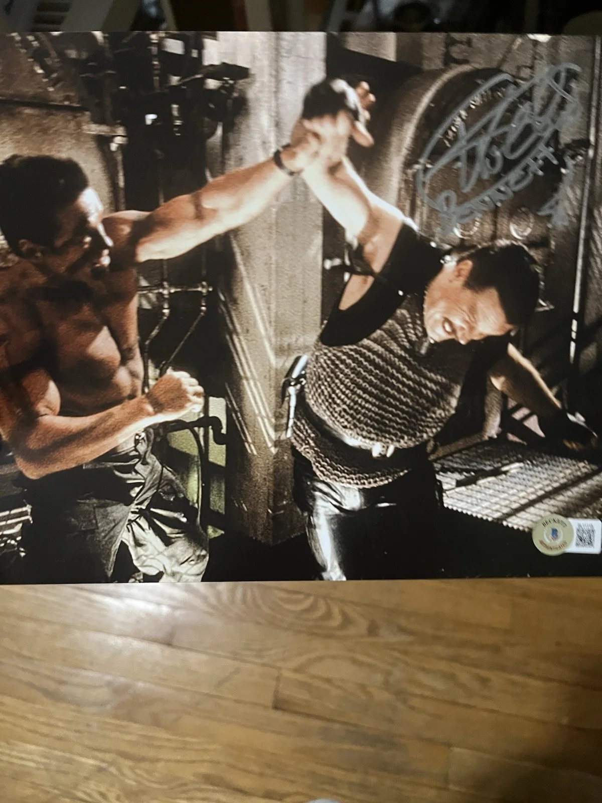 Autographed Vernon Wells Commando 8x10 Photo w/ Schwarzenegger Beckett Signed, изображение 4