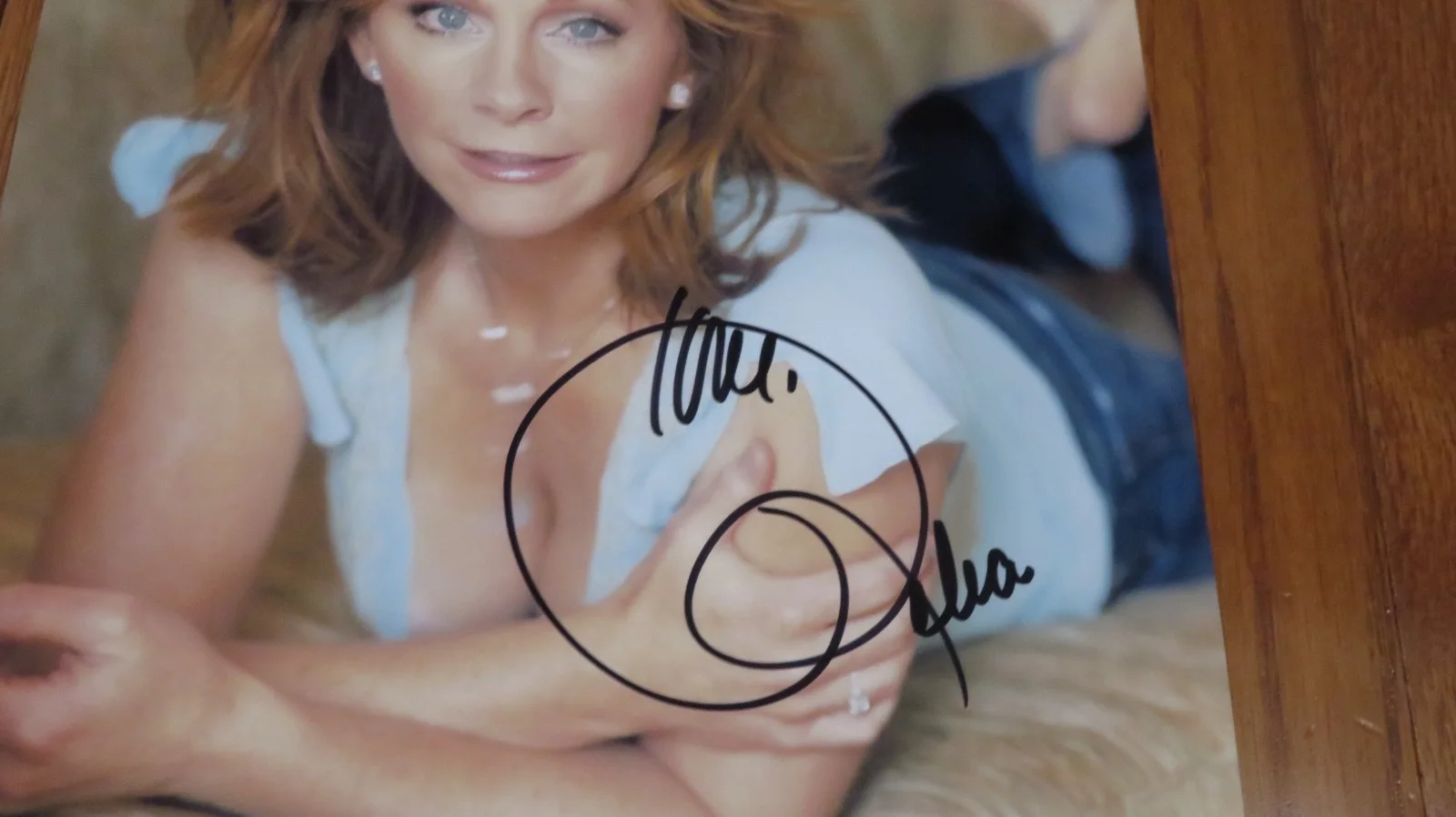 Reba McEntire Autographed Hand Signed 8x10 Photo, image 3