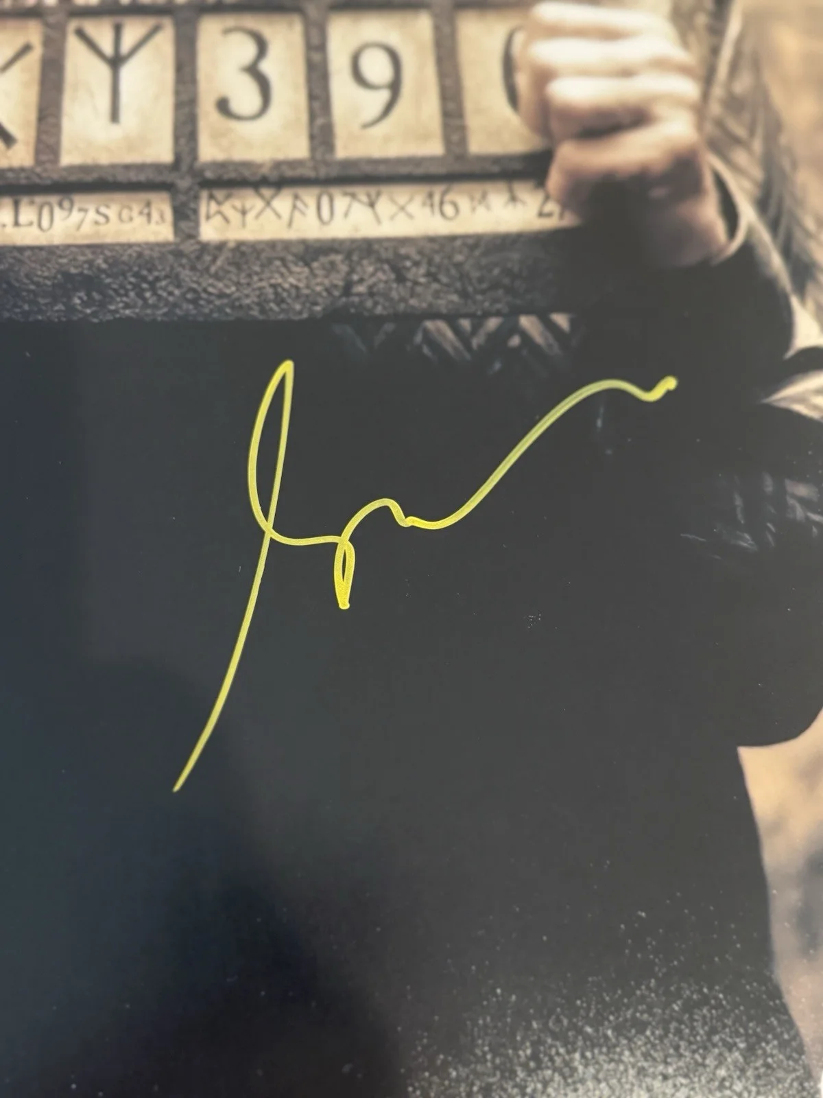 Gary Oldman - Sirius Black Auto/ Signed - Gold Ink 12x18 - SWAU Certified COA, изображение 3