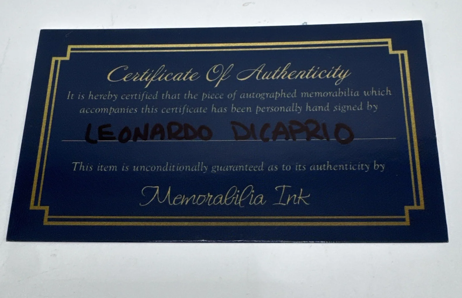 LEONARDO DICAPRIO — LEONARDO DICAPRIO - ORIGINAL HAND SIGNED / AUTOGRAPHED 8x10 PHOTO w/COA REVENANT, изображение 2