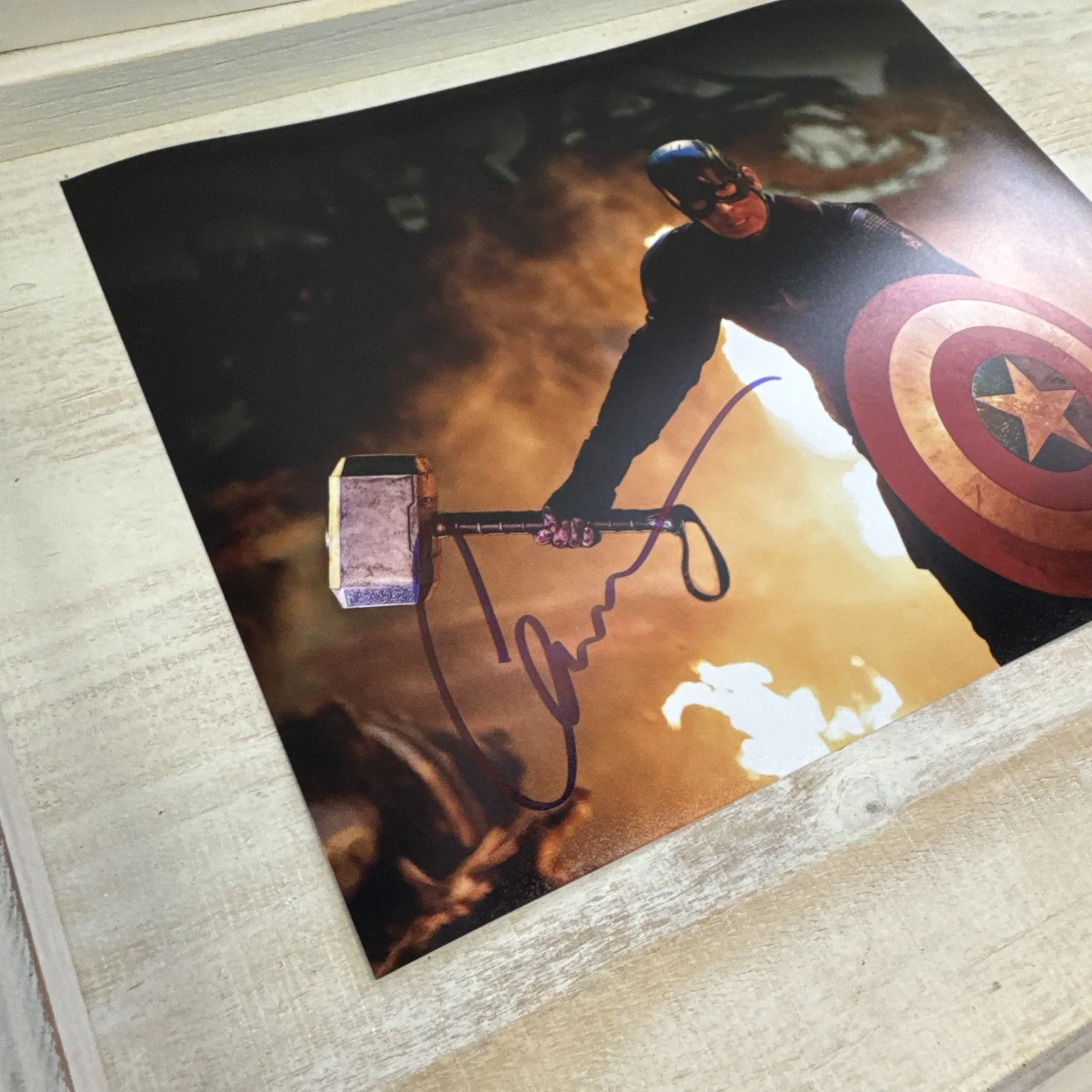 Chris Evans — Chris Evans SIGNED AUTOGRAPH 8x10 Captain America PHOTO w/COA matching Hologram, image 2