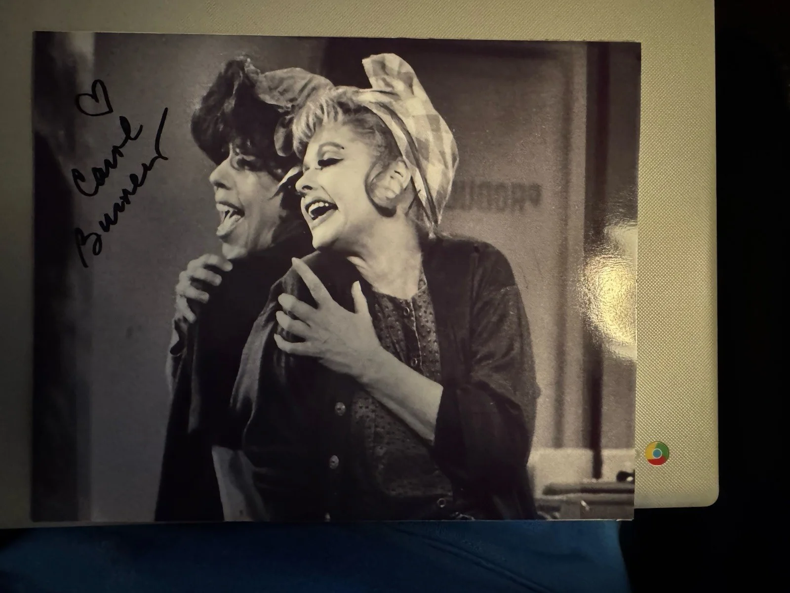 Carol Burnett — Carol Burnett signed 8x10 photo Mama's Family Saul autographed