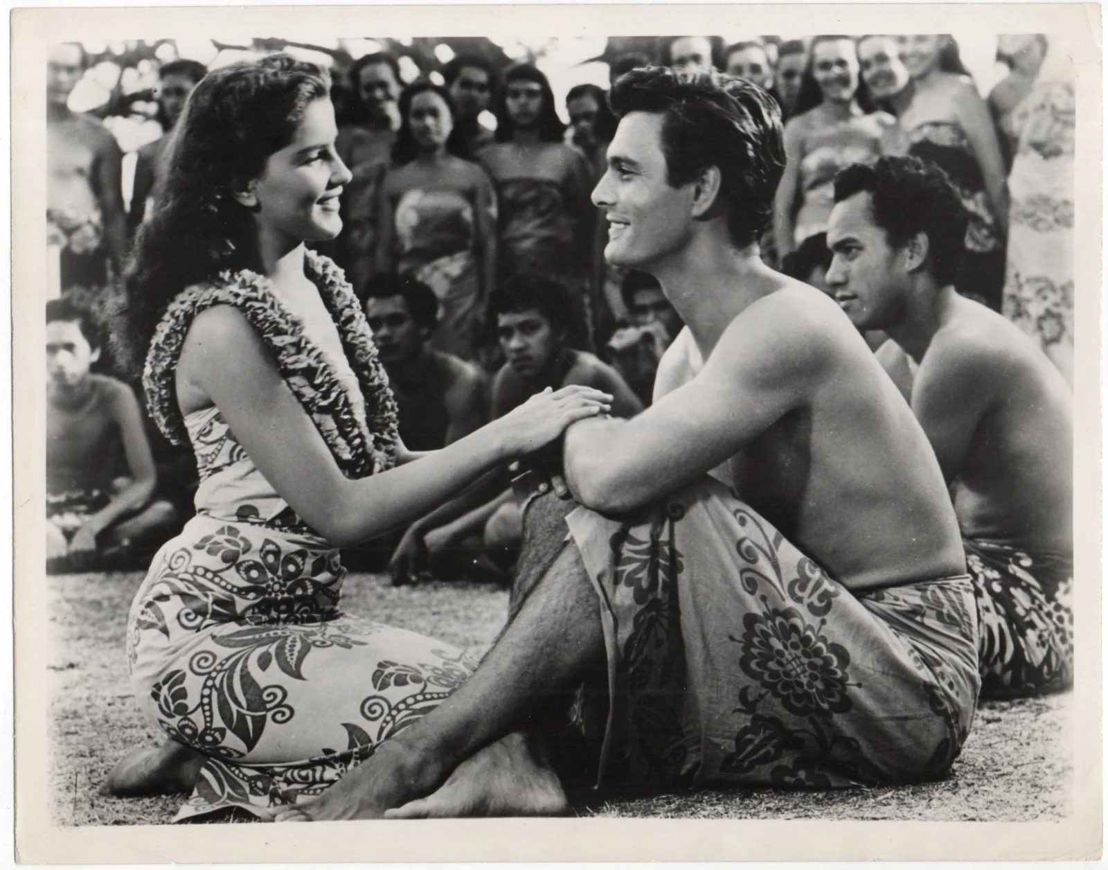 BIRD OF PARADISE 1951 Louis Jourdan, Debra Paget 2 10x8 STILLS, изображение 2