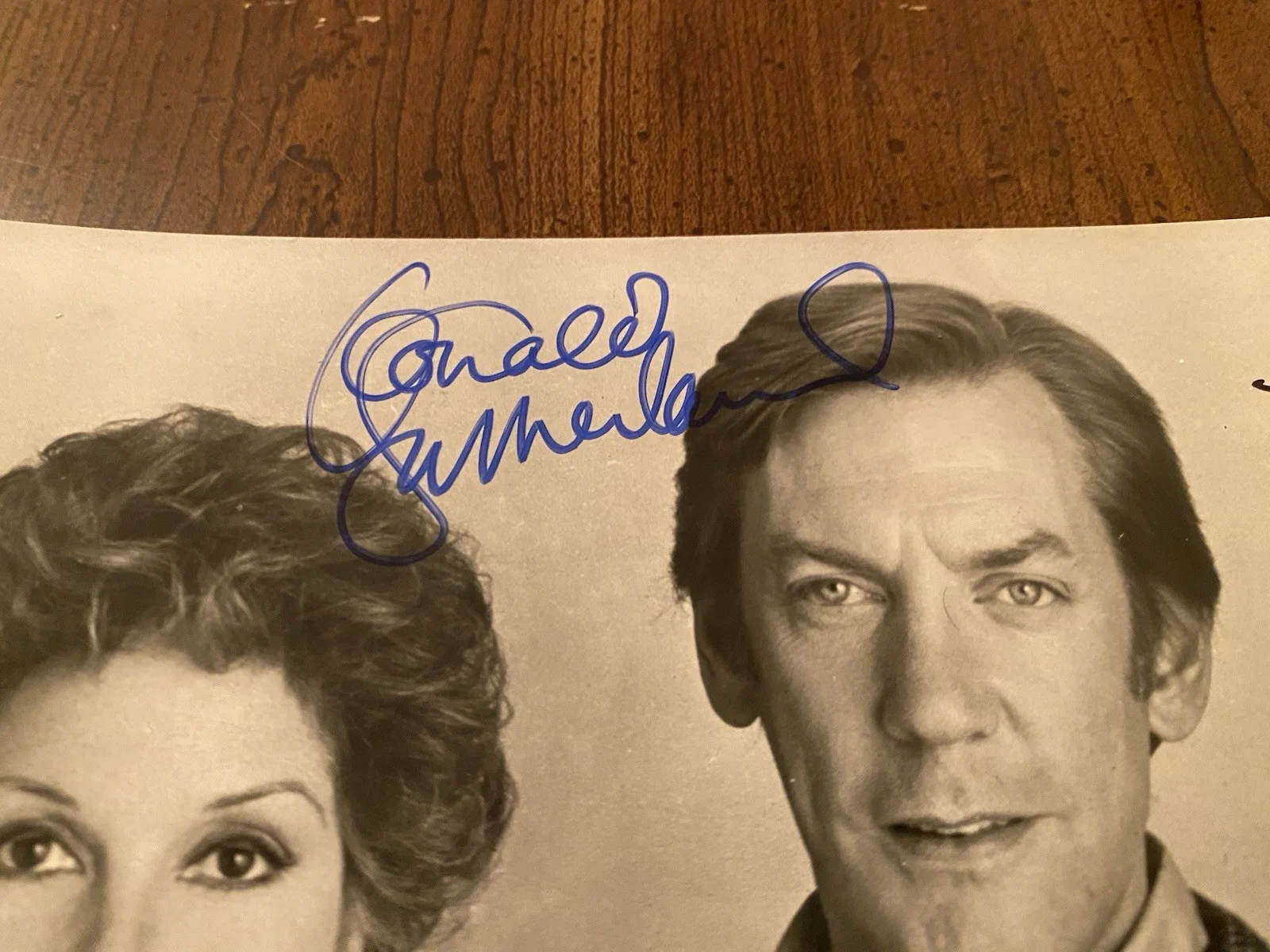 Donald Sutherland, Timothy Hutton — Donald Sutherland Timothy Hutton Signed Autographed Photo w/ COA Ordinary People, image 3