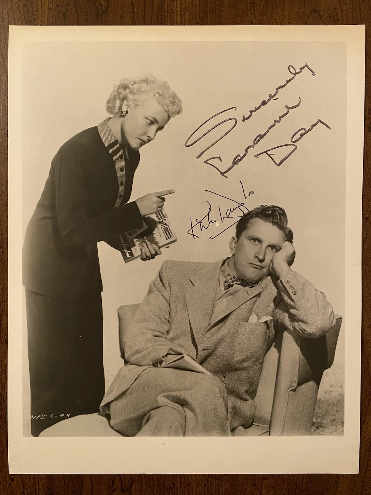 Kirk Douglas, Laraine Day — Kirk Douglas Laraine Day Signed Autographed Photo With COA My Dear Secretary