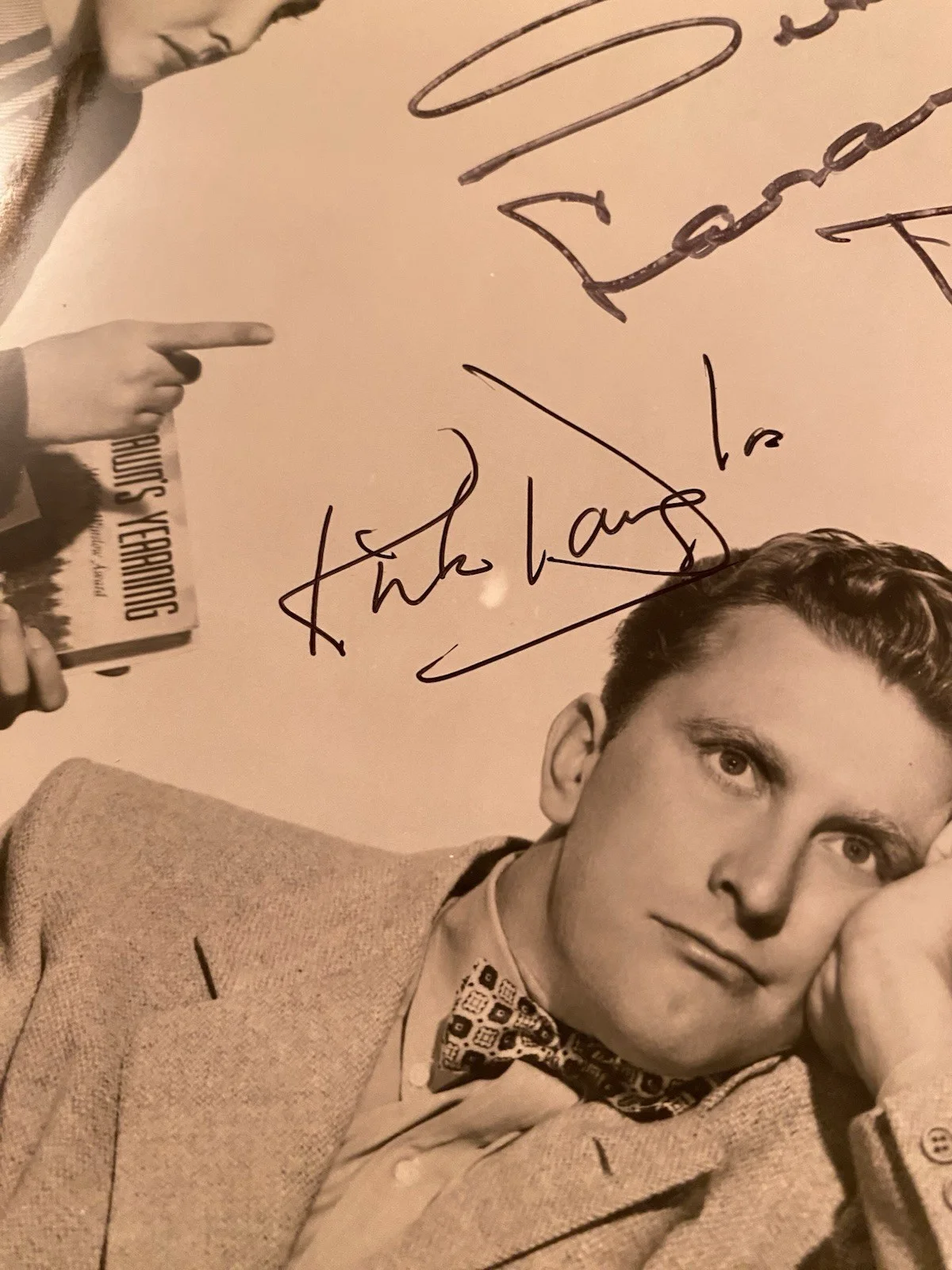 Kirk Douglas, Laraine Day — Kirk Douglas Laraine Day Signed Autographed Photo With COA My Dear Secretary, изображение 5