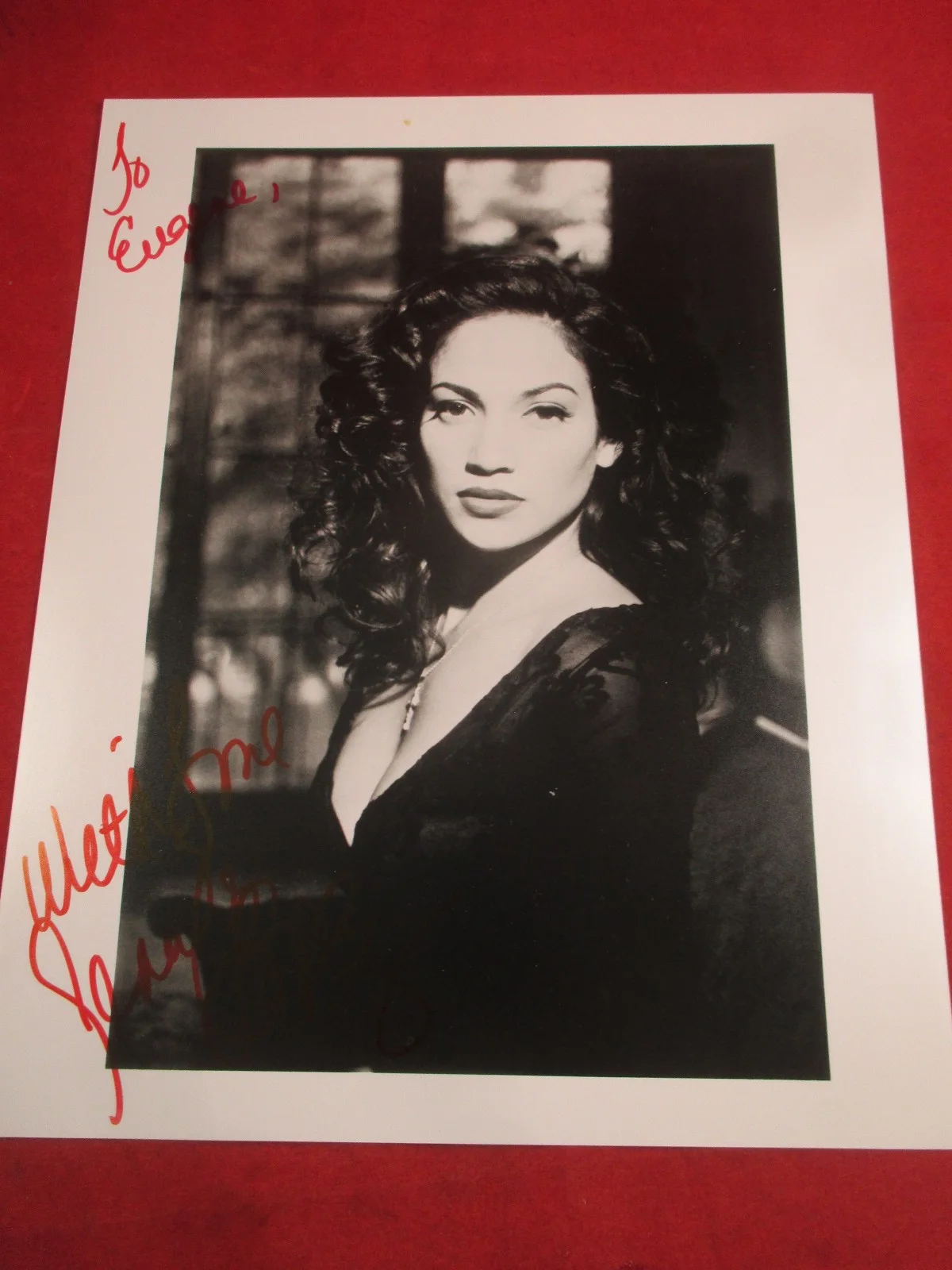 JENNIFER LOPEZ AUTOGRAPHED 8X10 B&W 1990's INSCRIBED TO Eugene WITH LOVE, изображение 4