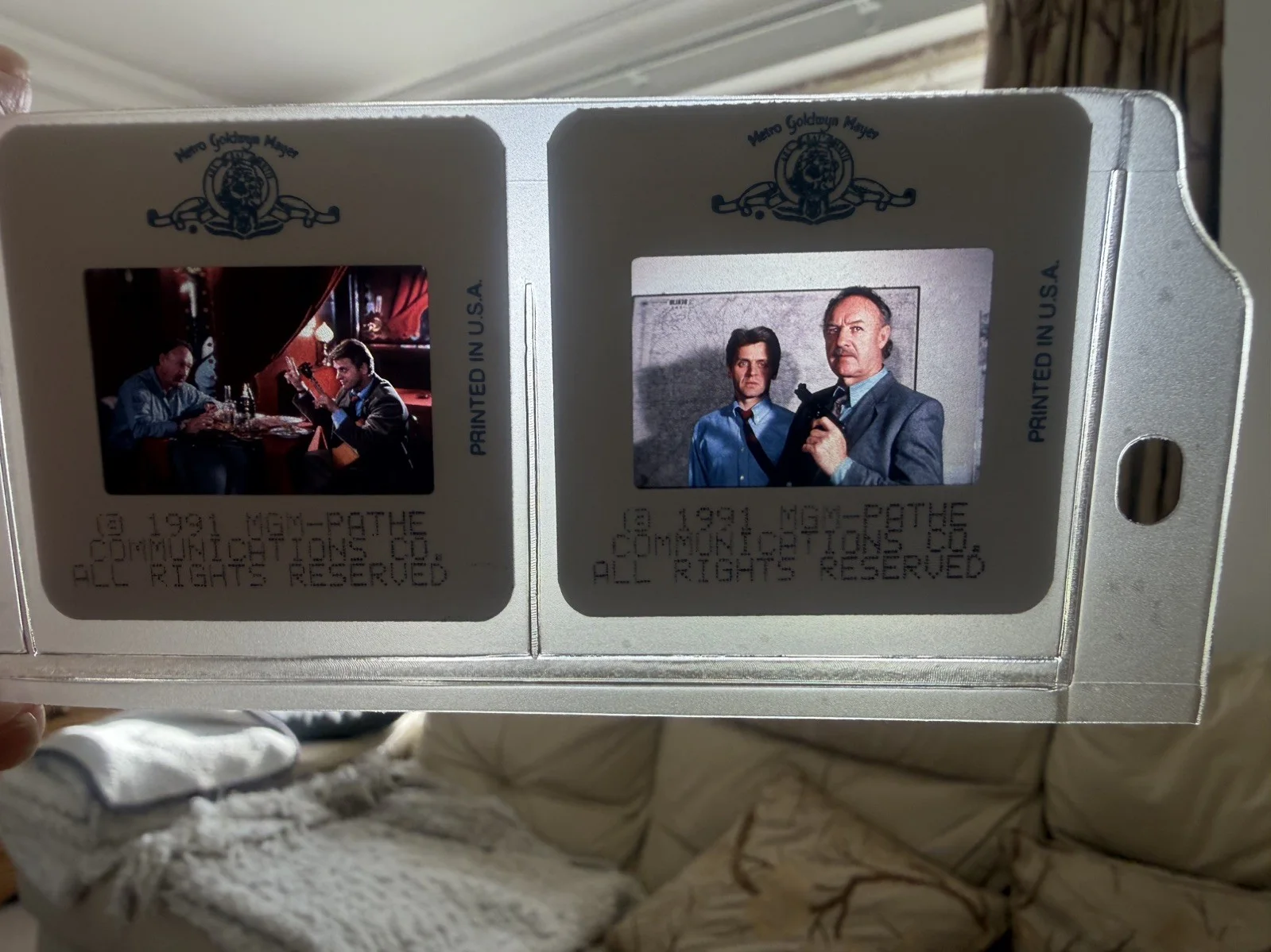 RARE “Company Business” Gene Hackman 1991 Press Kit With Photos and slides, изображение 3