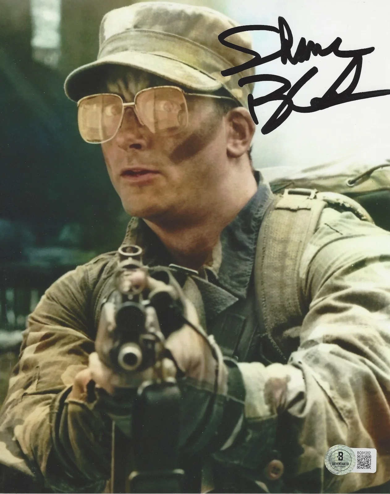 Shane Black — SHANE BLACK SIGNED 'PREDATOR' HAWKINS 8x10 MOVIE PHOTO AUTOGRAPH BECKETT COA