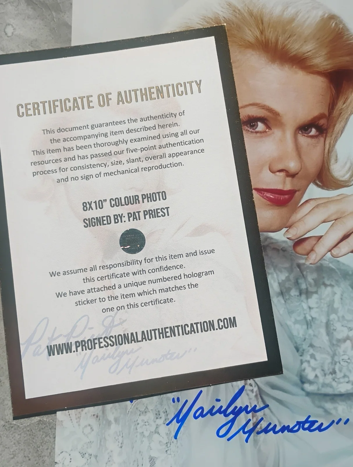 Pat Priest Hand Signed Autograph 8x10 Photo COA The Munsters NO US TARIFFS, изображение 4