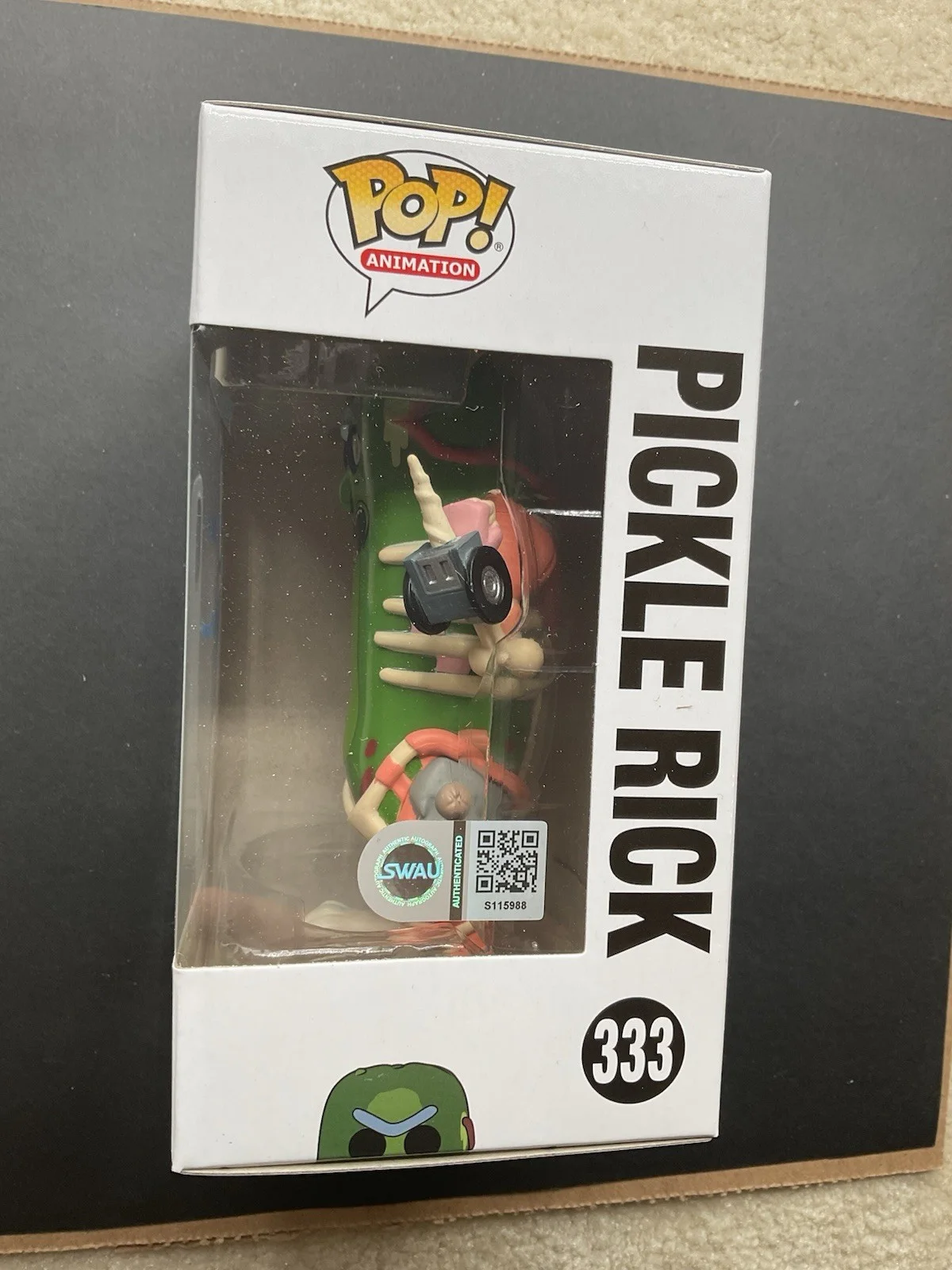 Dan Harmon — Dan Harmon Signed Rick and Morty Pickle Rick Funko Pop #333 SWAU Rick autograph, изображение 2