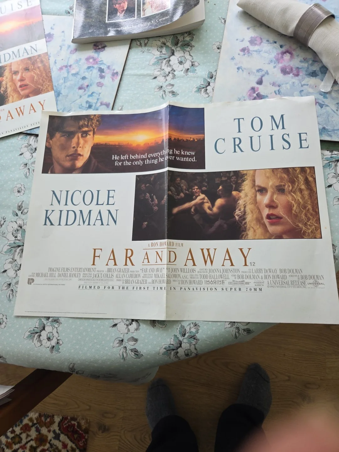 FAR and AWAY Royal Charity Prem Souv Brochure ,Poster And Book And Cast List, изображение 2
