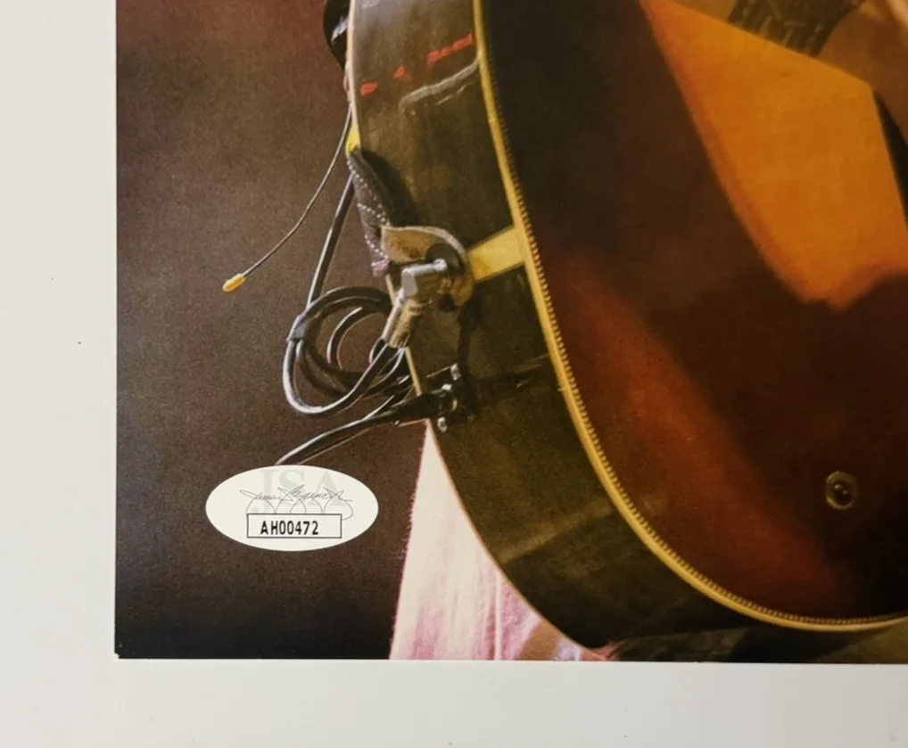 Billy Strings Signed 11x14 Photo Autographed JSA COA AH00472 Acoustic Guitar, image 4