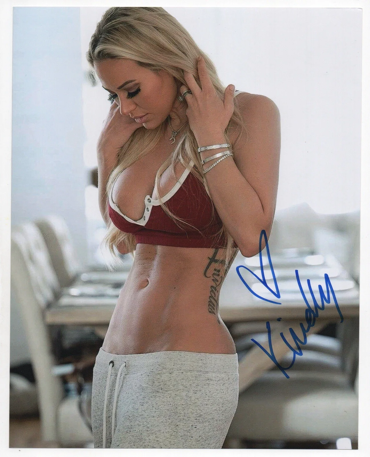 Kindly Myers — Kindly Myers signed autograph 8x10 Photo No COA Pass BAS PSA JSA Hot Sexy Model