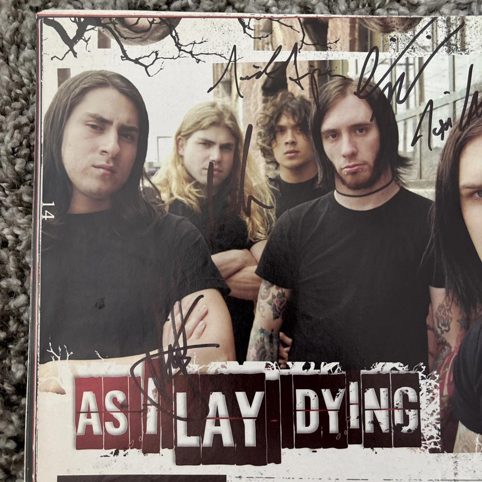 As I Lay Dying (Autographed) Magazine, Entire Band COLLECTOR'S ITEM LMTD EDITION, изображение 2