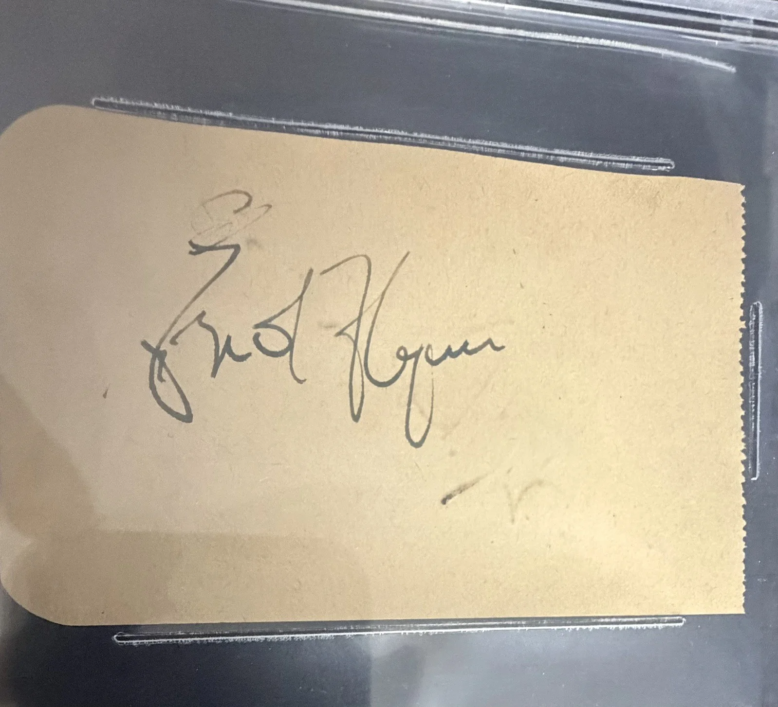 ERROL FYNN, EDWARD G ROBINSON — ERROL FLYNN + EDWARD G ROBINSON - HAND SIGNED BECKETT AUTHENTICATED/ENCASED WOW!, image 2