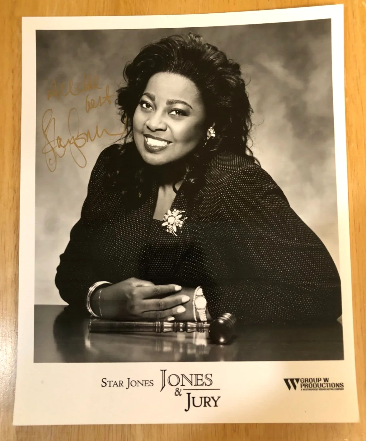 STAR JONES — STAR JONES "THE VIEW" Hand-Signed Autographed 8X10 Photo - JONES & JURY, изображение 3