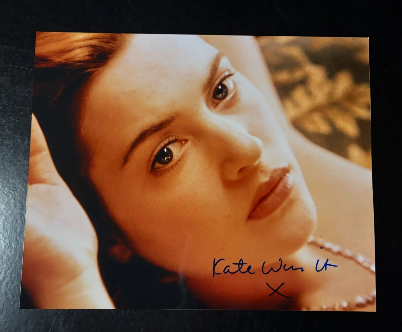Kate Winslet — Kate Winslet Titanic Autographed Signed 8 x 10 – 1990s Jungle Intrigue COA, изображение 3