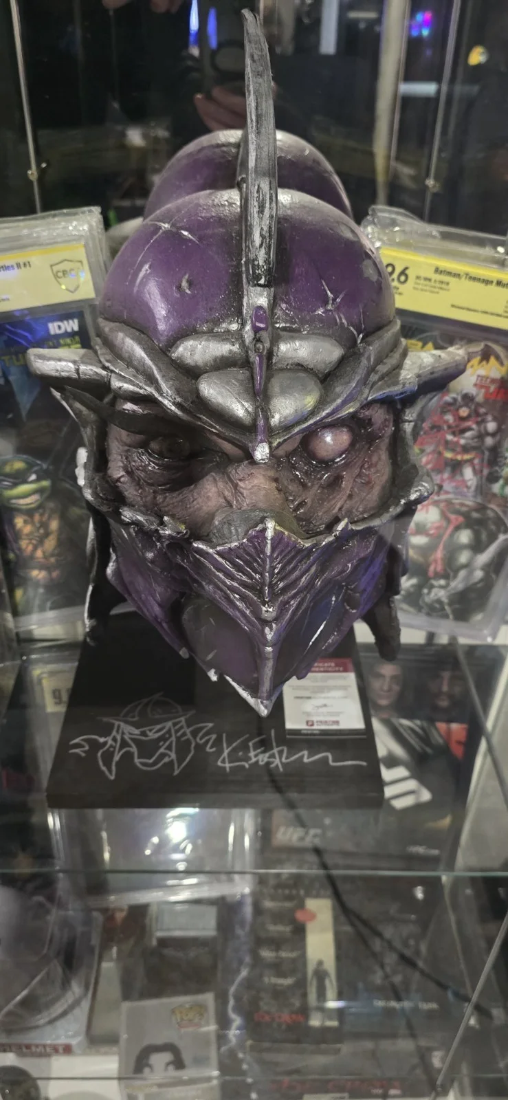 Kevin Eastman — 1 Out Of 1 TMNT Shredder Hollywood Mask Autographed By Kevin Eastman Certificate