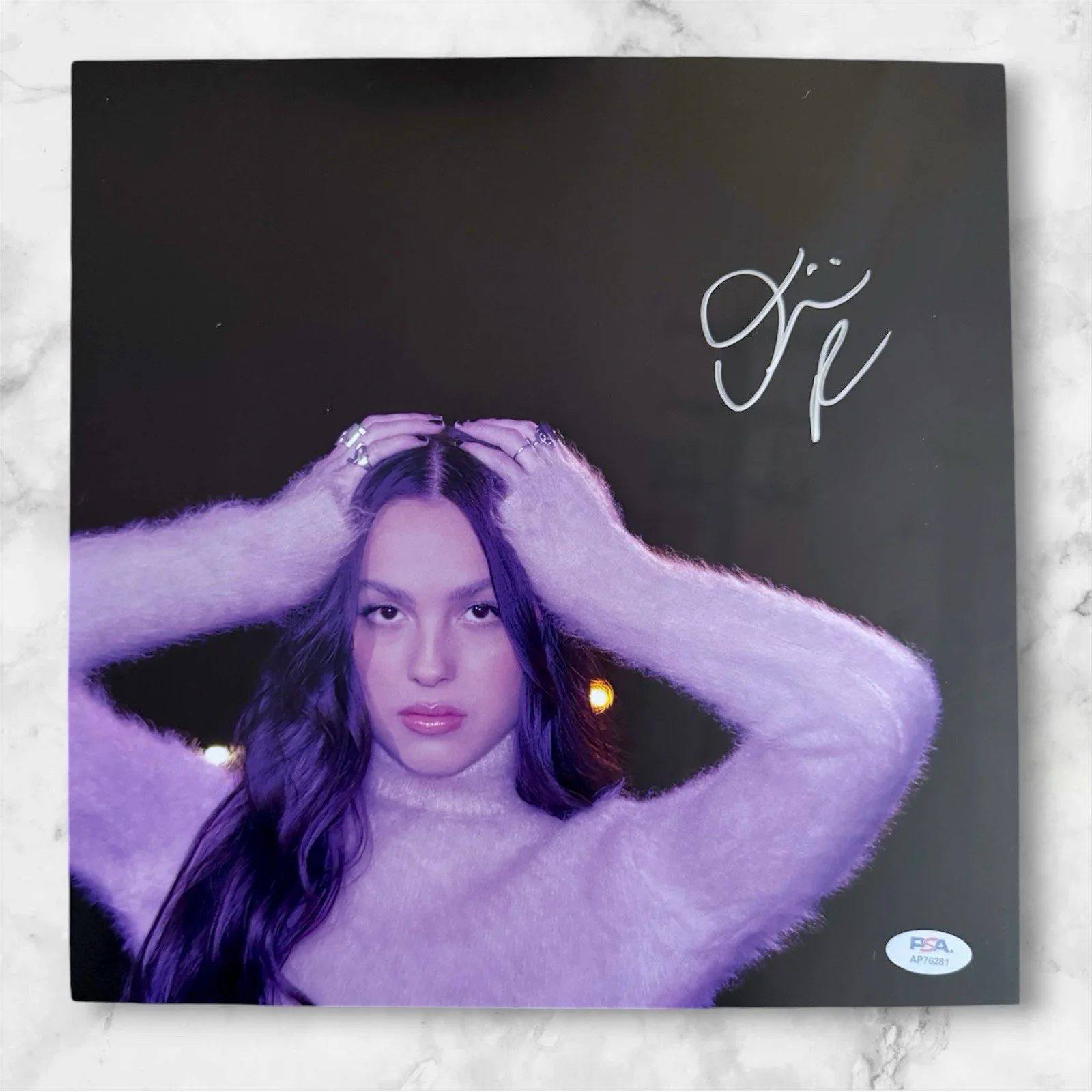 Olivia Rodrigo Signed Autographed Guts Black Vinyl Lp Insert PSA/DNA, image 2