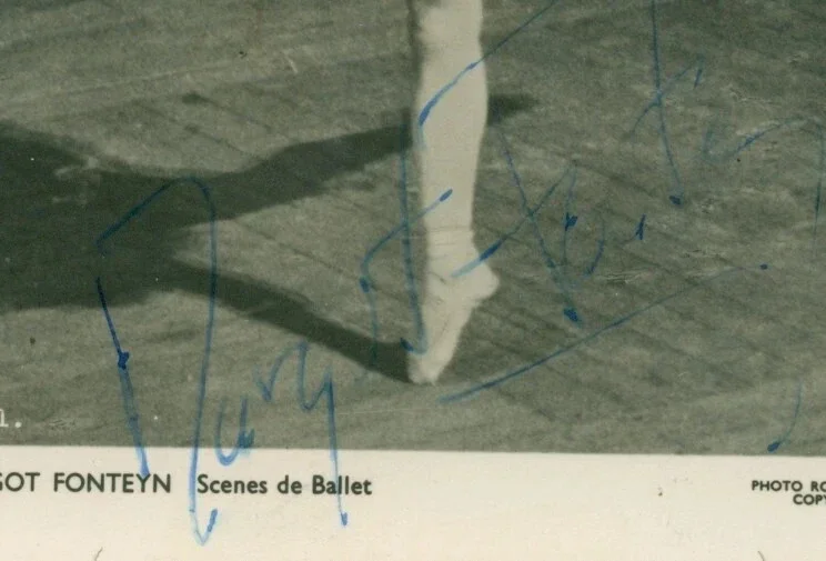 Ballet dancer Margot Fonteyn autograph signed photo PSA/DNA, изображение 2