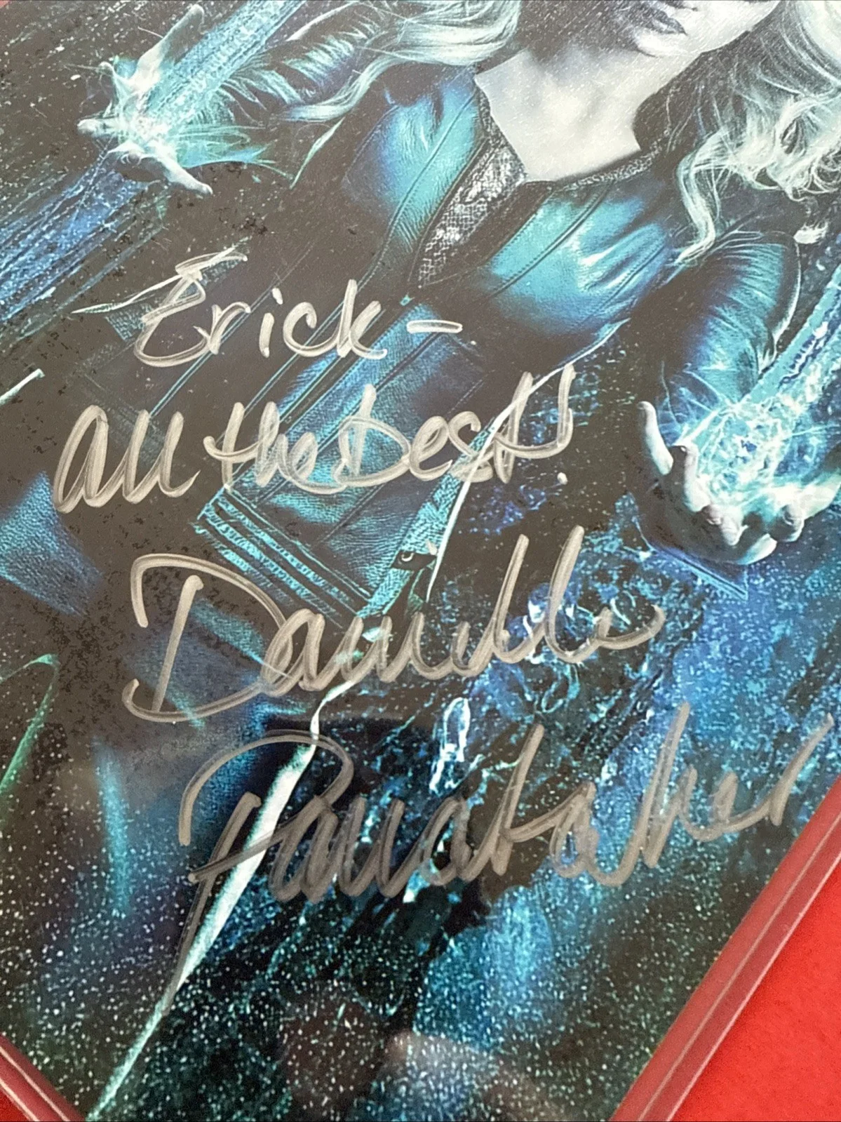 DANIELLE PANABAKER — DANIELLE PANABAKER as KILLER FROST SIGNED 8x10 PHOTO "THE FLASH" AUTOGRAPH, изображение 5