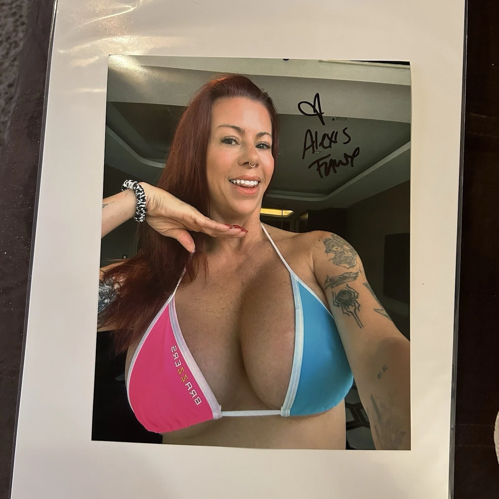Alexis Fawx — Adult Star Alexis Fawx Signed 8x10 Proof Pic Autograph AVN 2026, изображение 3