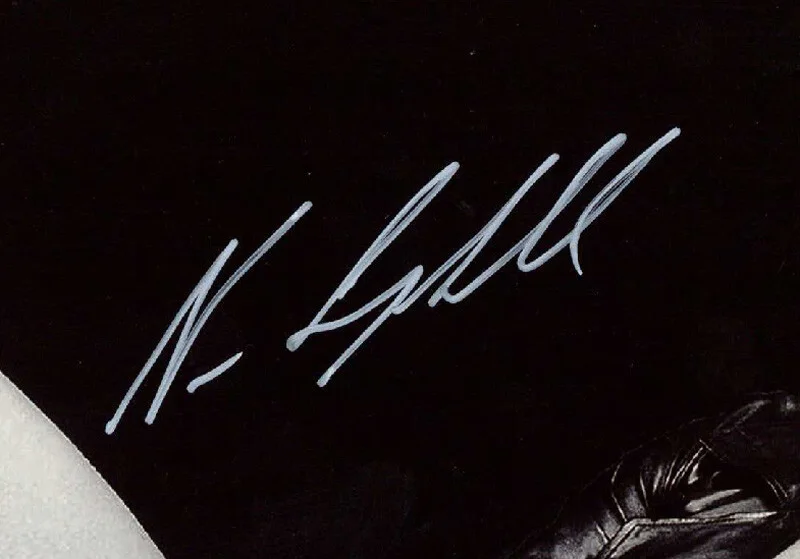 NEVE CAMPBELL SIGNED AUTOGRAPHED 11x14 PHOTO PARTY OF FIVE SCREAM BECKETT BAS, изображение 2