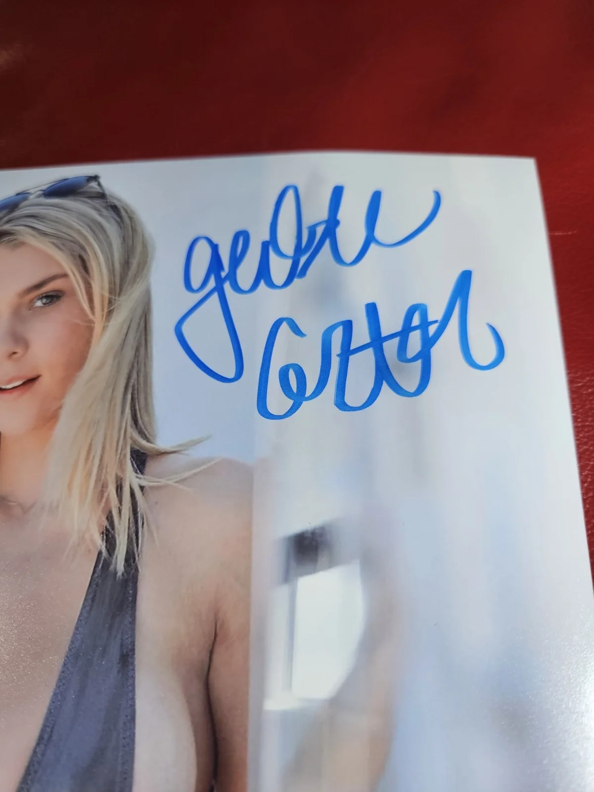 Gabbie Carter — Gabbie Carter (Adult Film Star) Signed Autograhped 8x10 Photo, изображение 2
