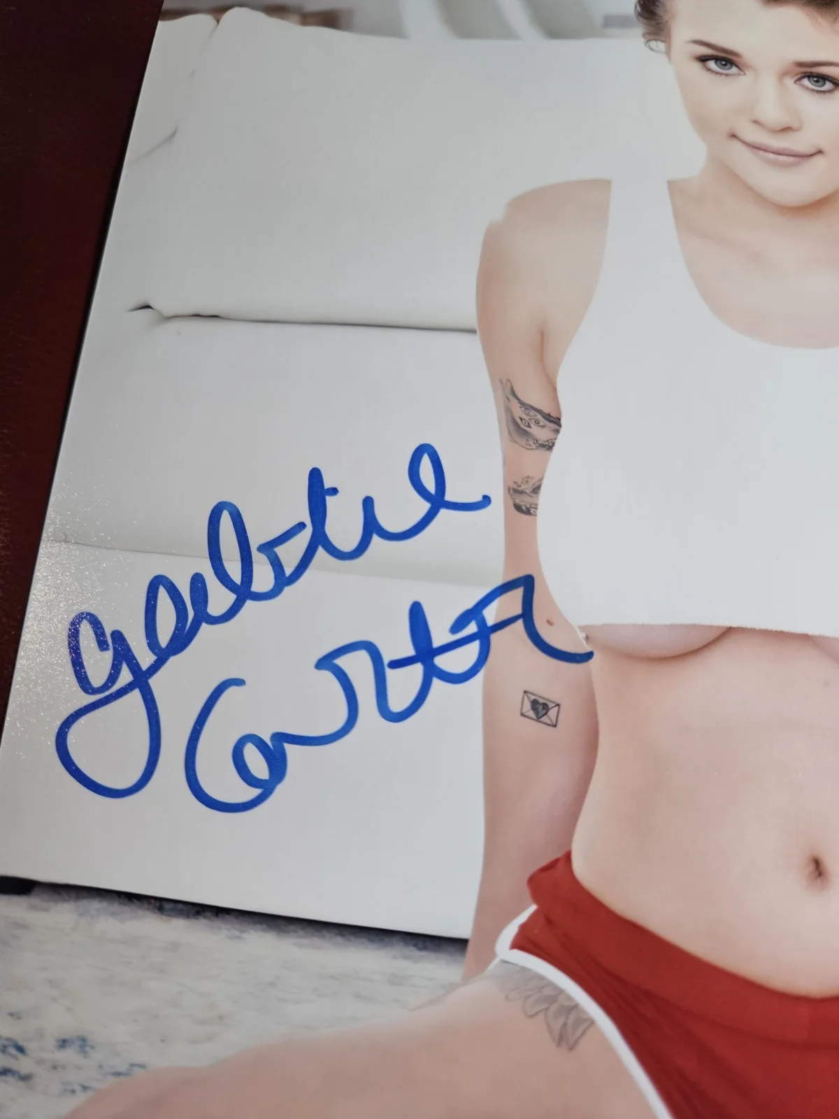 Gabbie Carter — Gabbie Carter (Adult Film Star) Signed Autograhped 8x10 Photo, изображение 2