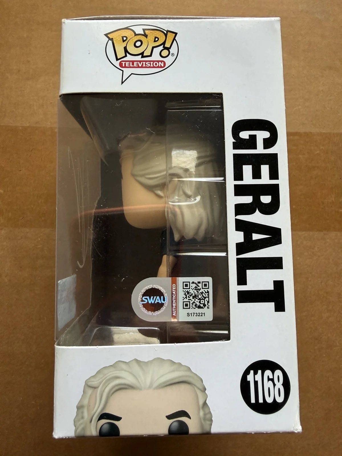 Liam Hemsworth Signed Geralt of Rivia The Witcher Funko 1168 Autograph SWAU COA, изображение 2