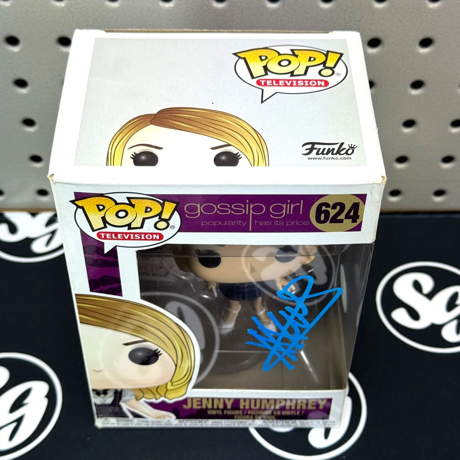 Taylor Momsen — TAYLOR MOMSEN Signed "Gossip Girls" Funko Pop! Vinyl Figure #624 Jenny JSA Auto, изображение 2