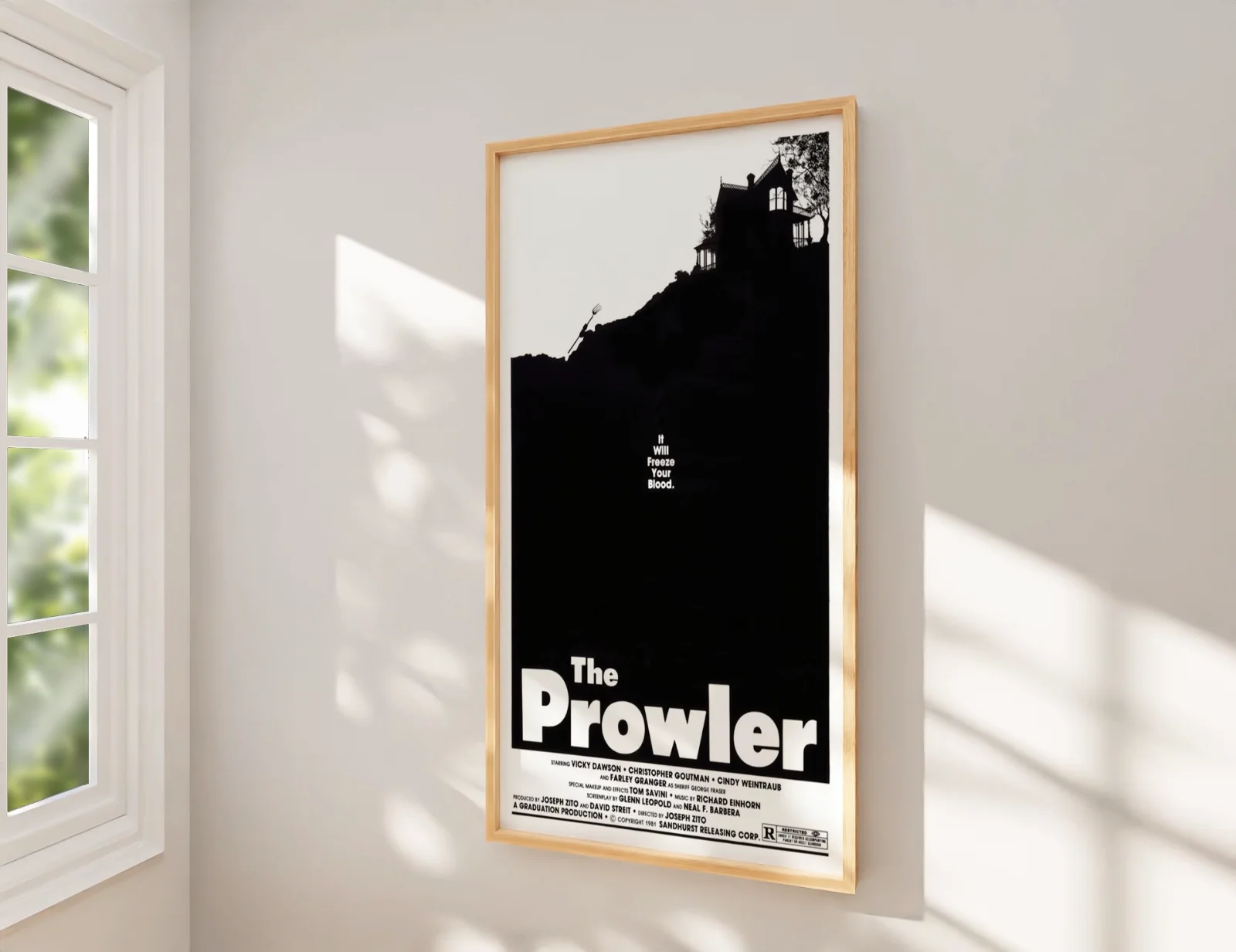 The Prowler - 1981 Horror / Mystery Restored 27.2" x 41" US One Sheet Poster, image 2