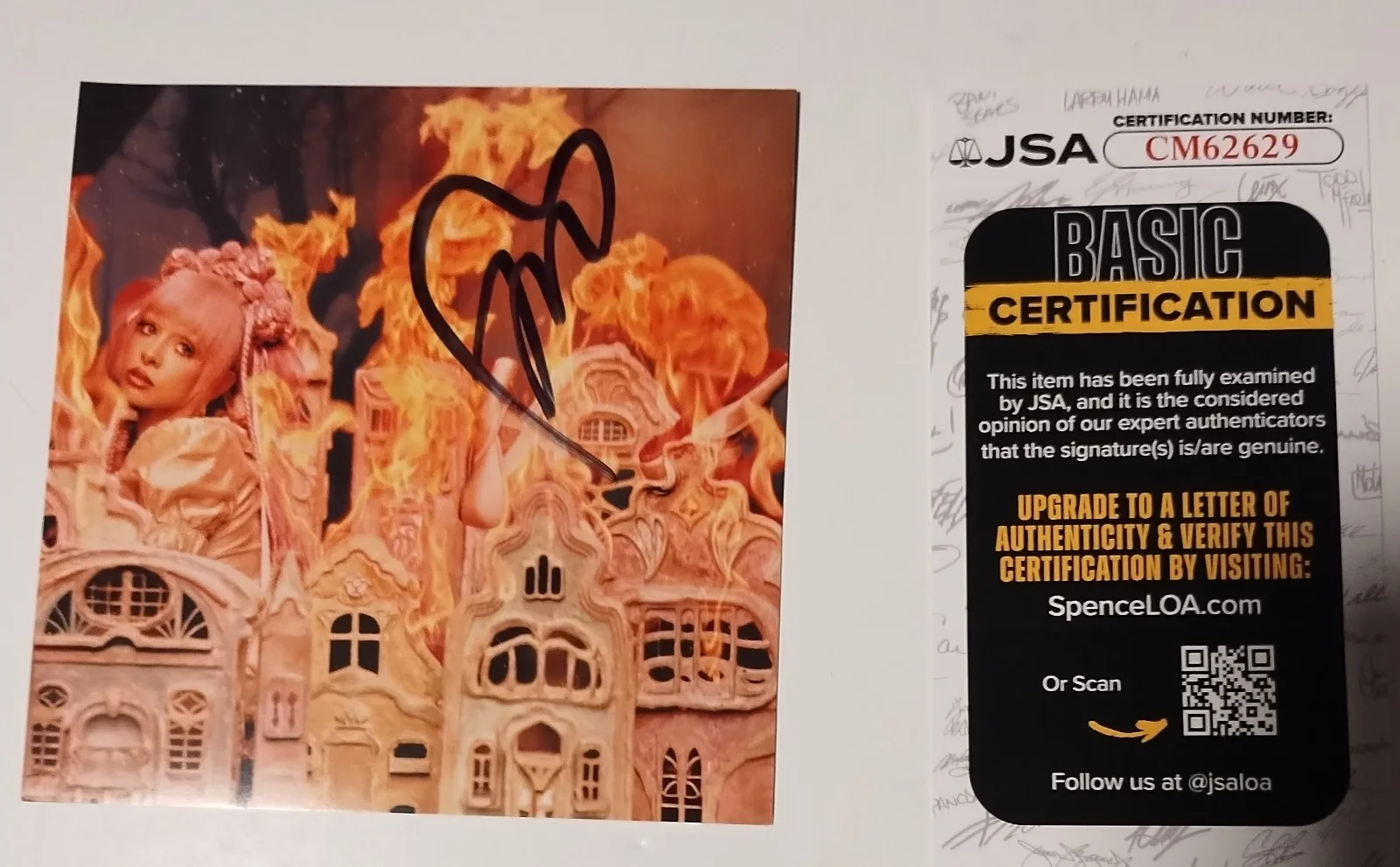 MELANIE MARTINEZ SIGNED HADES CD PHOTO CARD FRAMED COA CRY BABY JSA, изображение 2