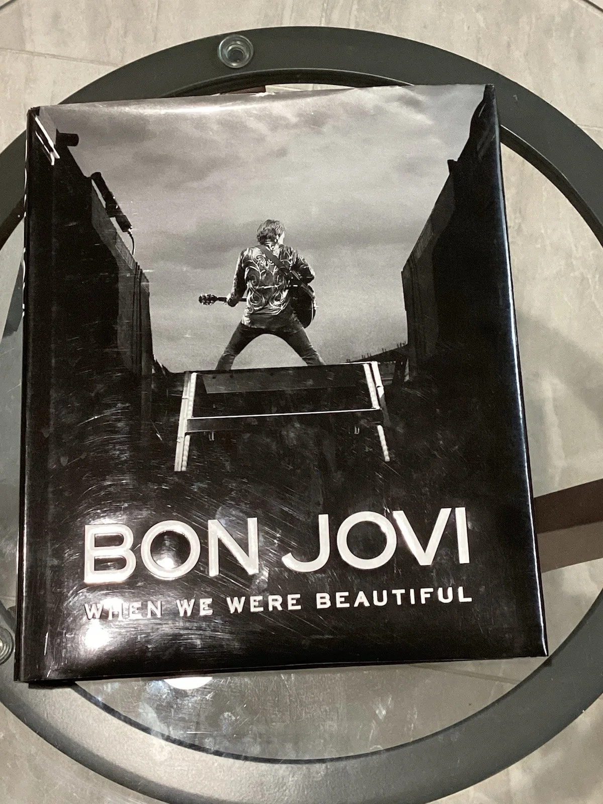 David Bryan, Jon Bon Jovi, Richie Sambora, Tico Torres — JON BON JOVI BAND SIGNED AUTOGRAPH "WHEN WE WERE BEAUTIFUL" Richie Sambora VG