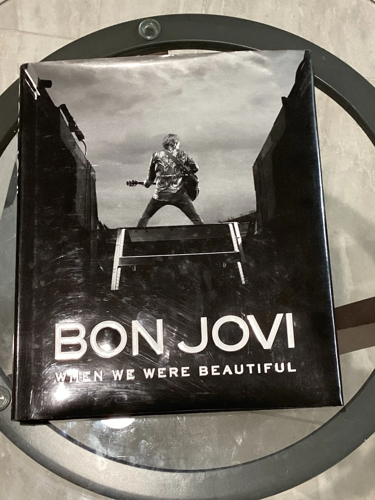 David Bryan, Jon Bon Jovi, Richie Sambora, Tico Torres — JON BON JOVI BAND SIGNED AUTOGRAPH "WHEN WE WERE BEAUTIFUL" Richie Sambora VG, изображение 2