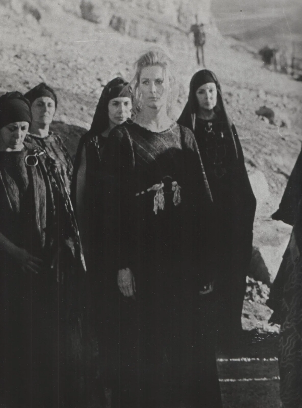 TROJAN WOMEN 1971 Katharine Hepburn Genevieve Bujold, Vanessa Redgrave 15 STILLS, изображение 4