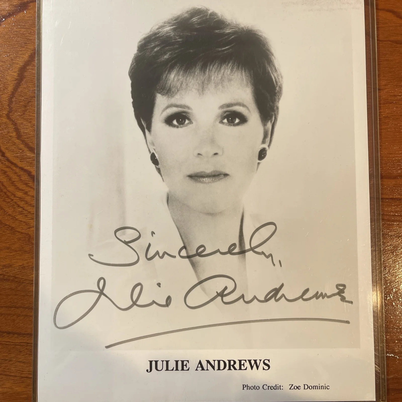 Julie Andrews — Julie Andrews AUTOGRAPHED 8x10 Original, from my own collection, изображение 2