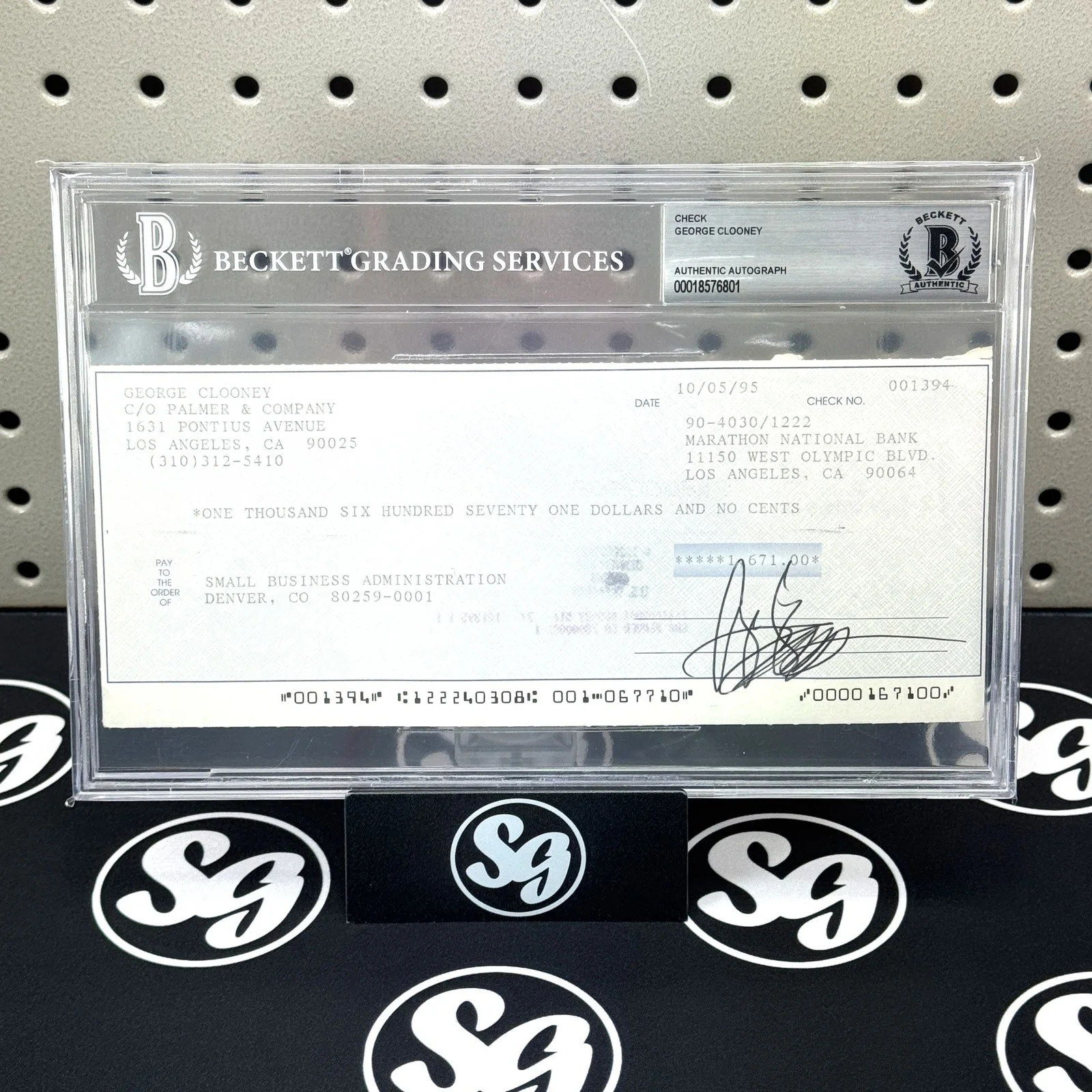 George Clooney — GEORGE CLOONEY Signed 1995 Personal Bank Check Beckett Slab BAS Autograph Auto