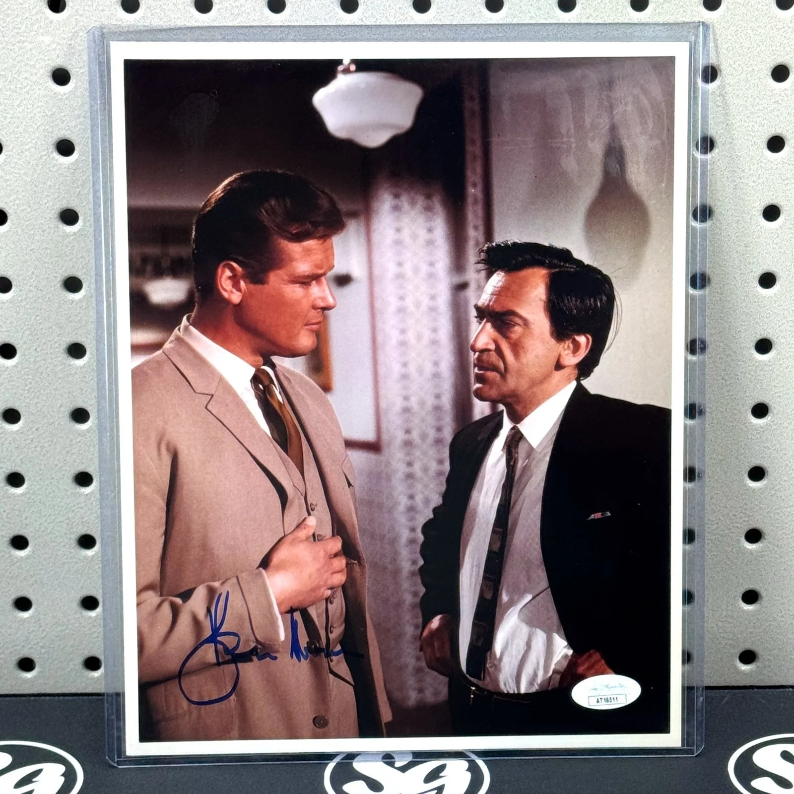 Roger Moore — SIR ROGER MOORE Signed 8x10 "The Saint" Series Photo JSA Certified Picture Auto