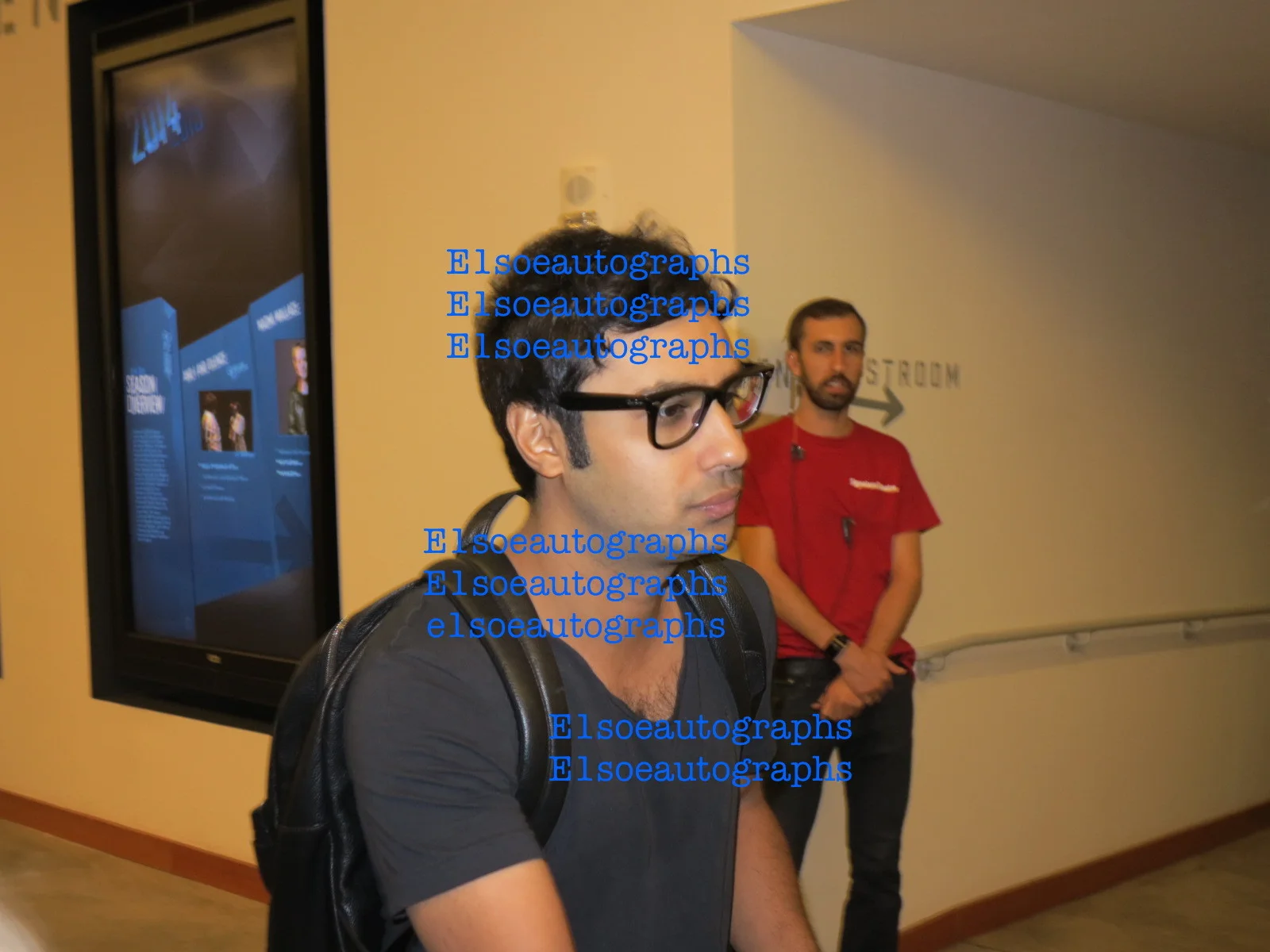 Kunal Nayyar — Kunal Nayyar signed 8X10 photo In Person Proof - The Big Bang Theory, Raj, изображение 3