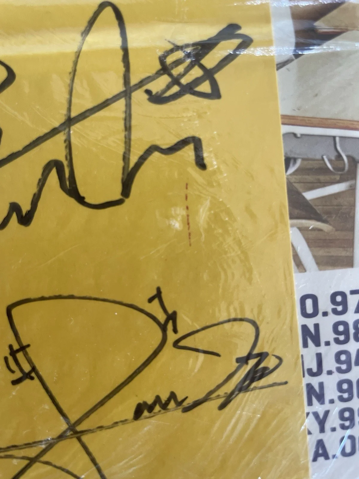 ASTRO 1st & 6th Mini Album Autographed Yellow Cover Multiple Signatures, image 2