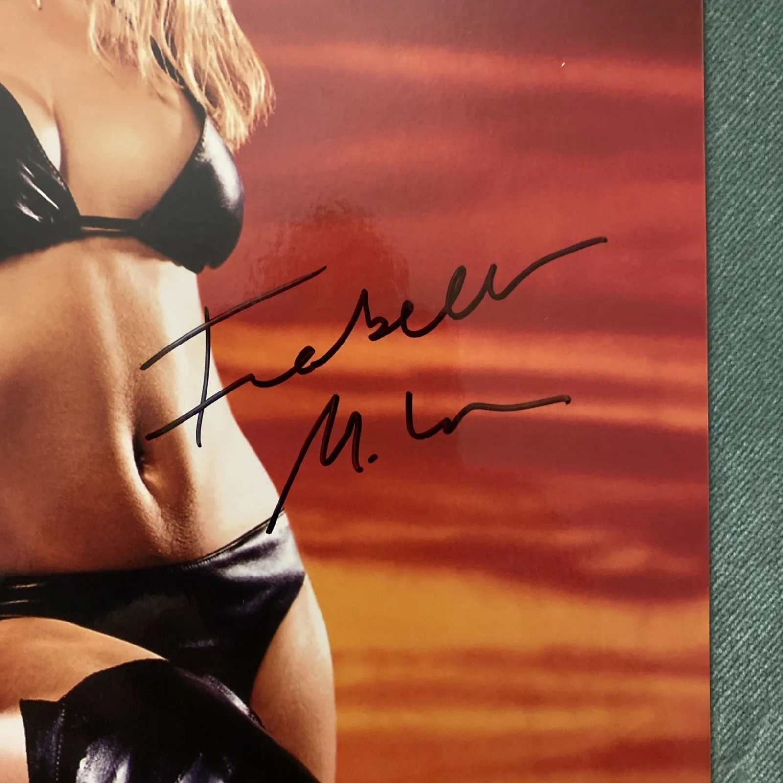 Isabella Miko — Isabella Miko Signed Autographed 8x10 Photo Coyote Ugly Deadwood, image 2