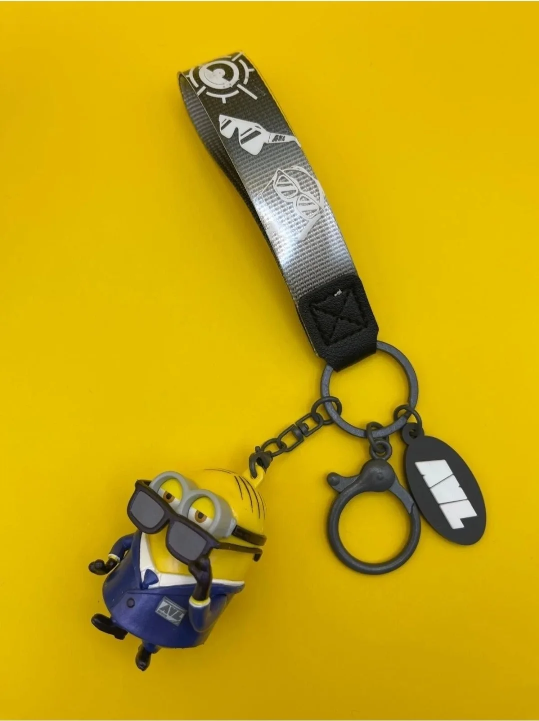Official 2024 Despicable Me 4 Minions Keychains Collectible, Dave, Gift BOX, изображение 4