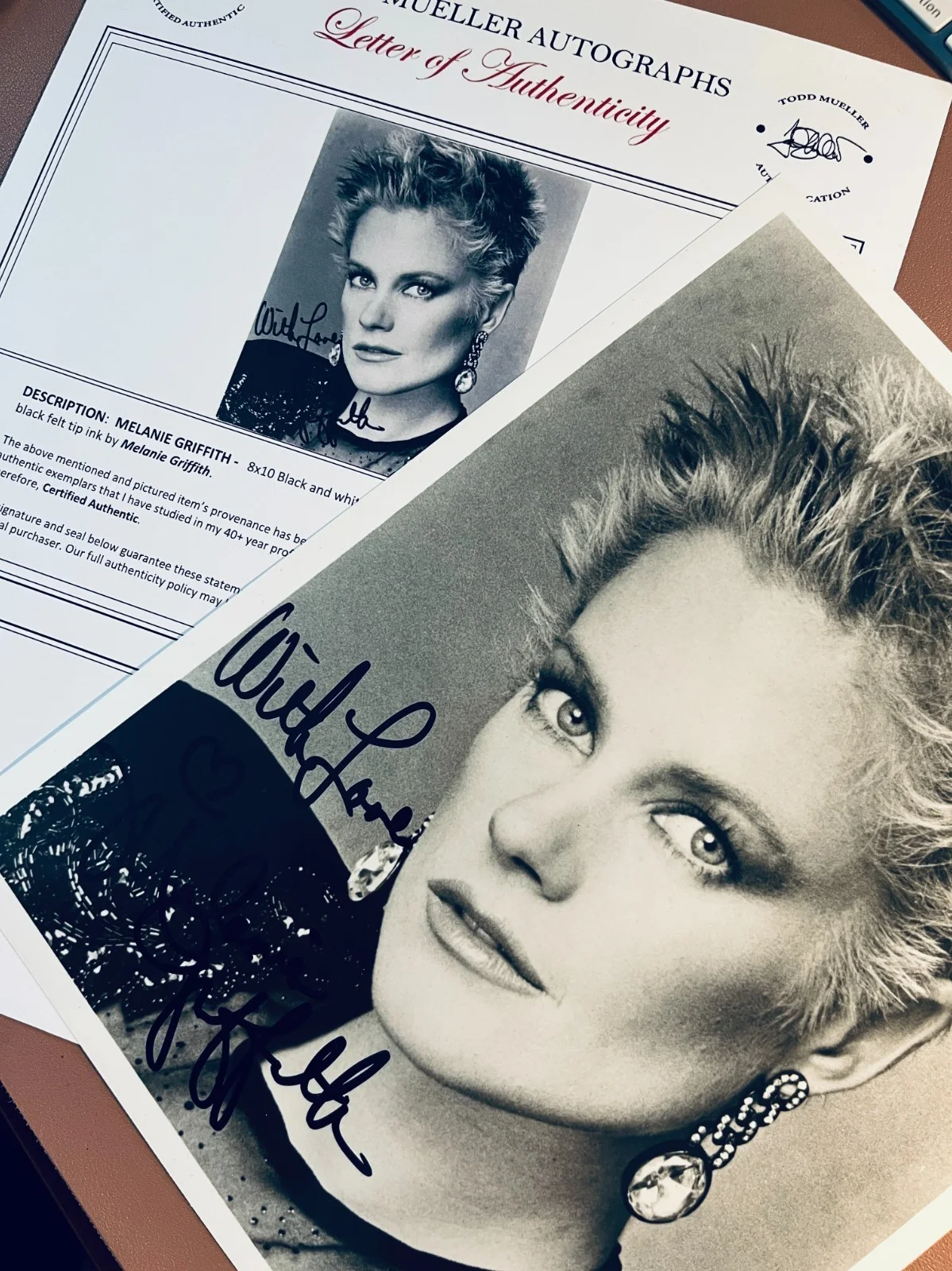 MELANIE GRIFFITH — Melanie Griffith Signed•8x10 •*Working Girl* B&W Vintage•Todd Mueller Autographs, image 2
